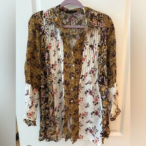 Women’s Blouse